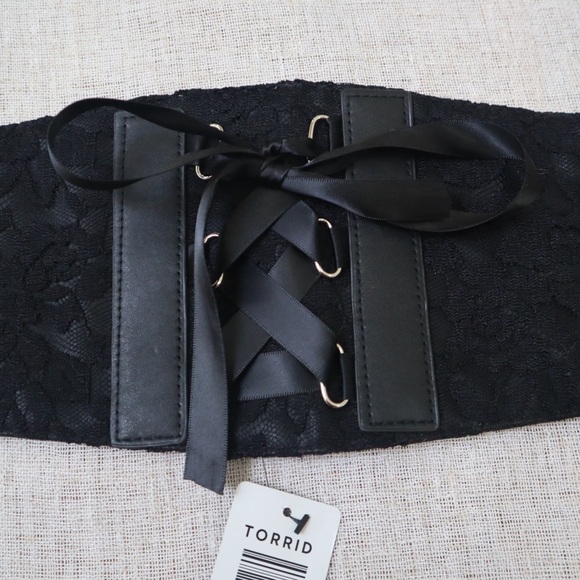 Torrid Black Lace Ribbon Corset NWT - Picture 6 of 15